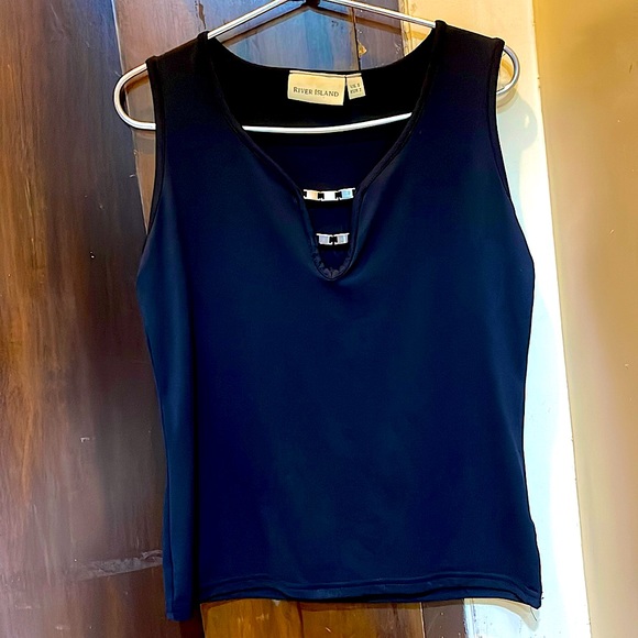 ❄️❄️River lsland sleeveless black Tank Top with metal